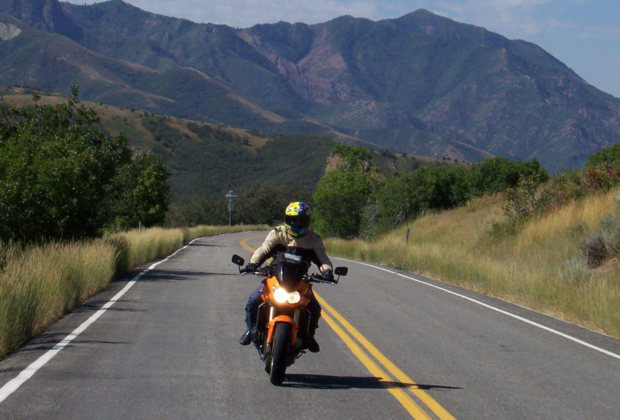 Continental Sport Attack Z1000 Mountain Road Canyon