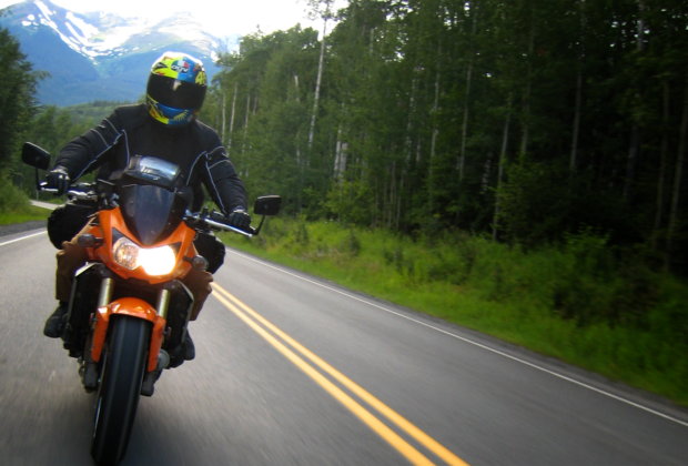 Kawasaki Z1000 British Columbia Sport Touring