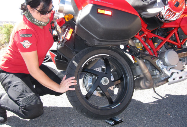 Wheel Jockey Roadside Chain Maintenance