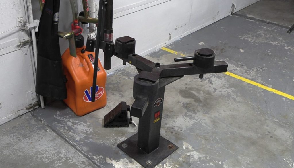 Well-worn No-Mar Tire Changer