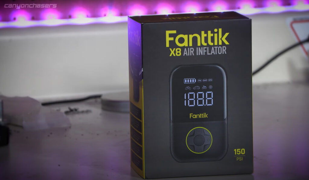 Fanttik X8 MIni Tire Inflator Battery Motorcycle