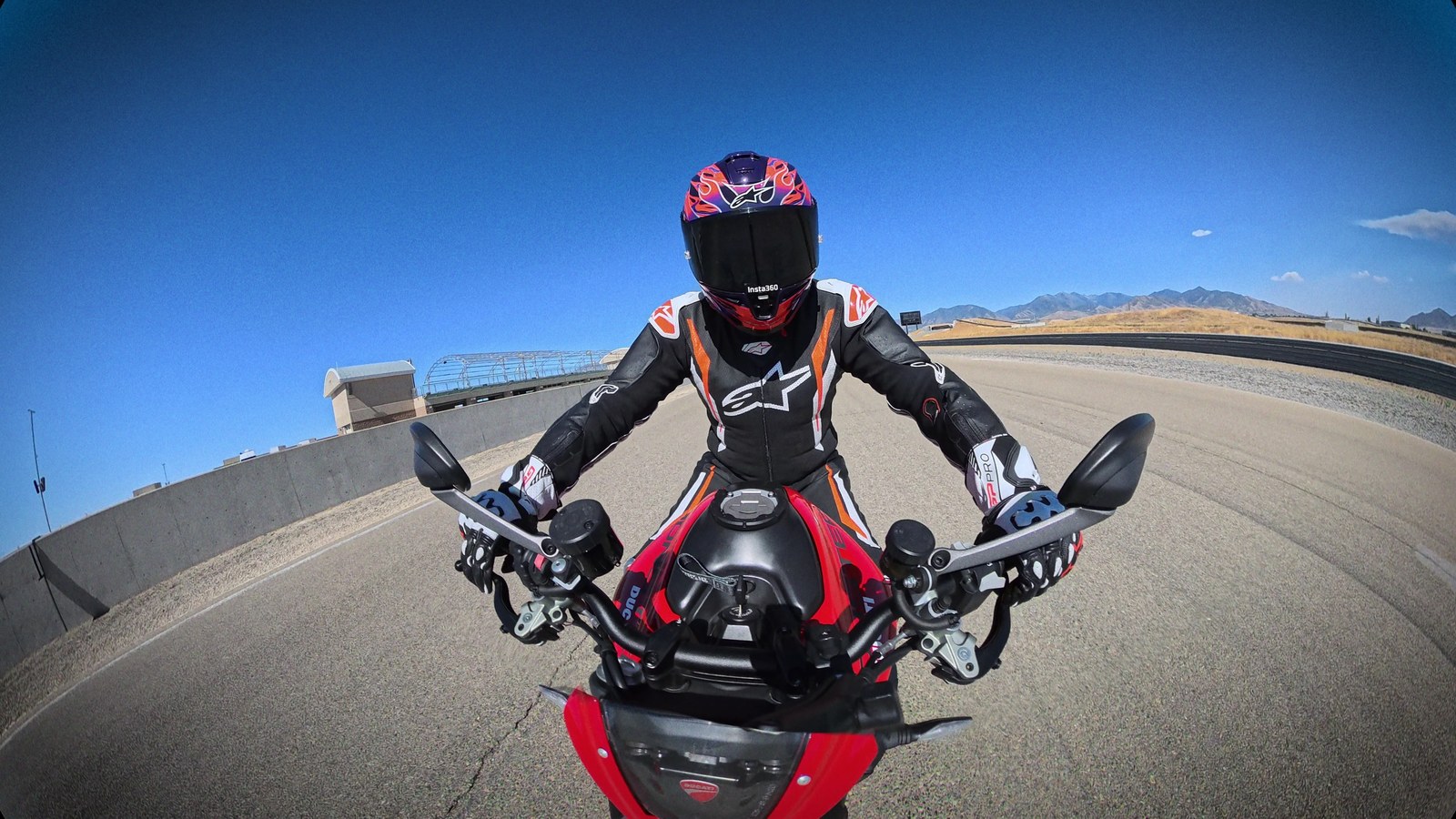 Same track, same tire, upright and neutral. Every degree of lean you do not have to ask for is braking capacity, bump compliance and margin you still own.