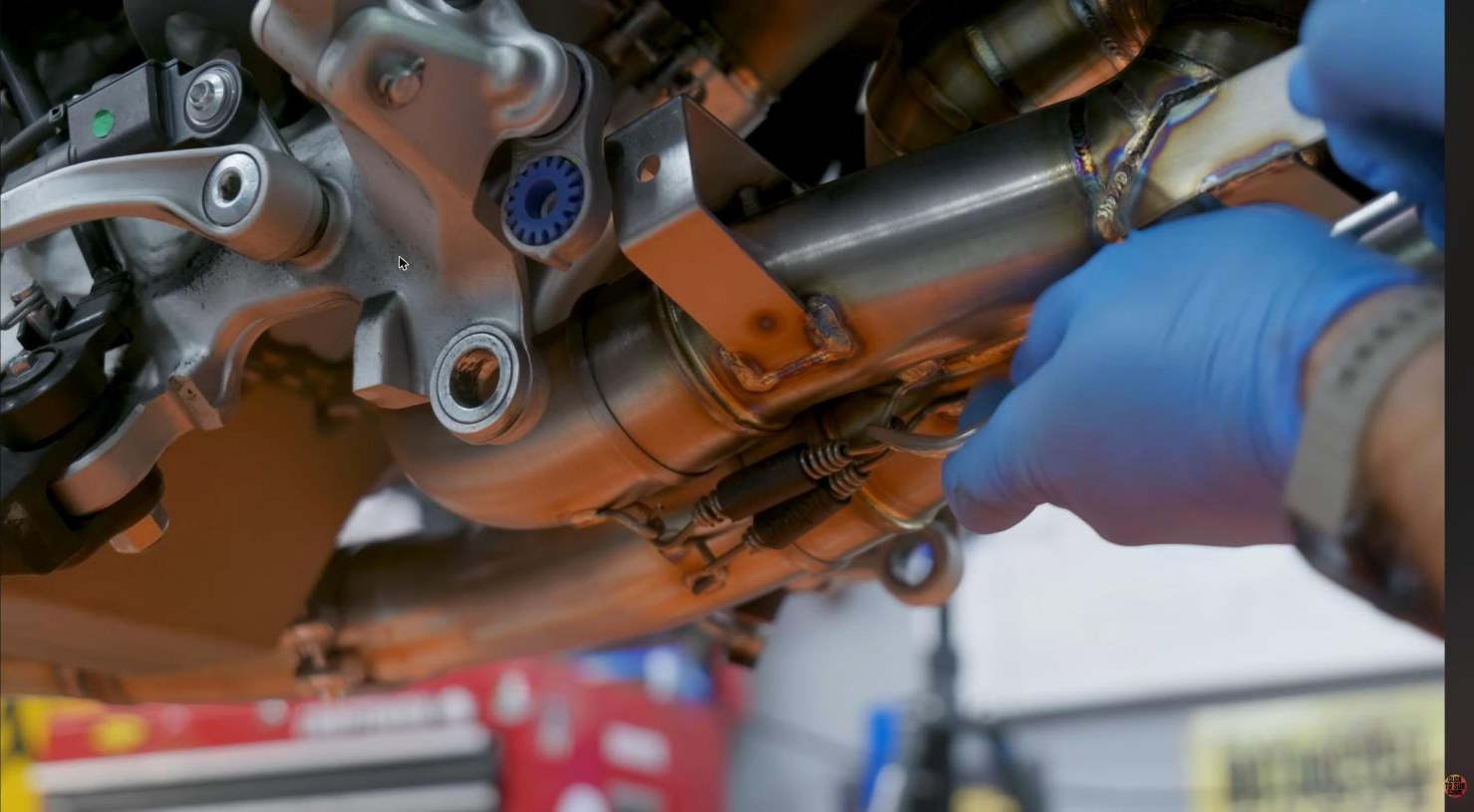 Removing the stock catalytic converter from the Ducati Multistrada V4