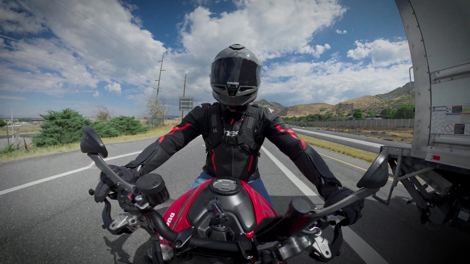 Not glamorous, and completely the point. A bike that only makes sense on your favourite road is a bike that sits still most of the week.