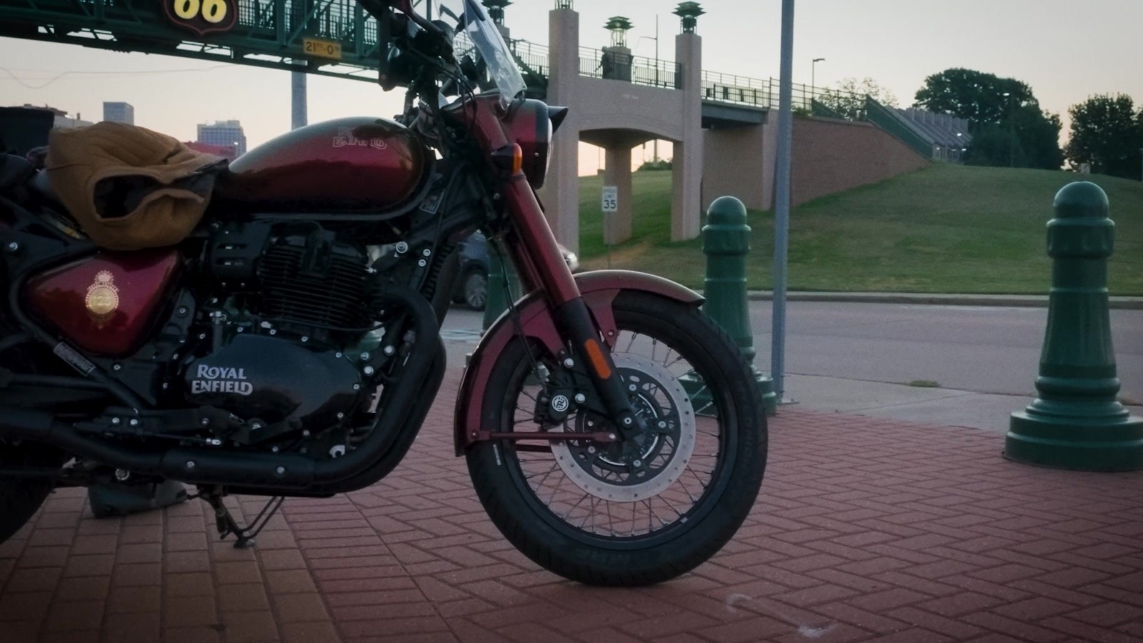 The Classic 650 back under the Tulsa arch. Endurance with a nice badge on it.