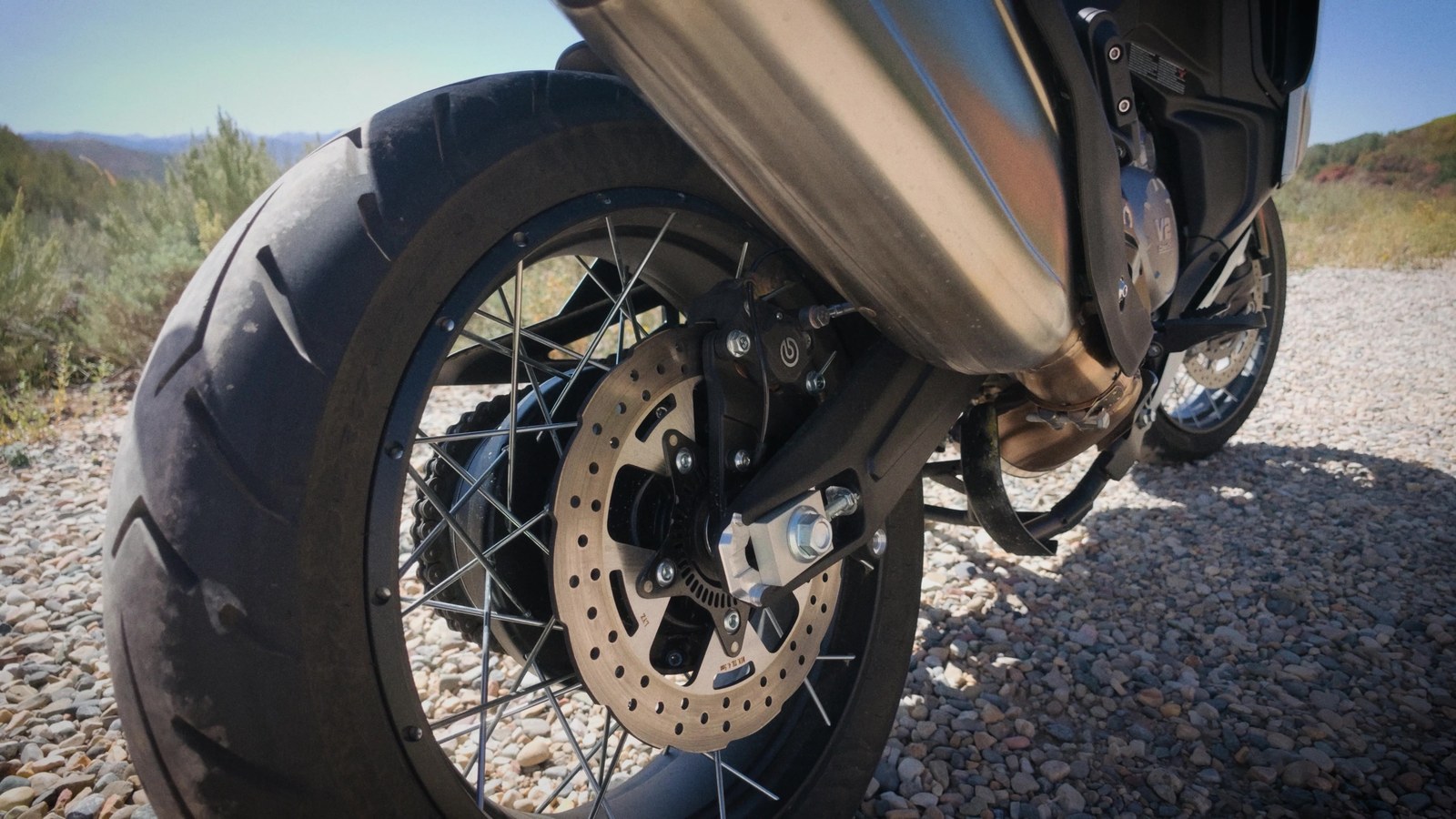 Rear wheel and 170-section tire on the Moto Morini X-Cape 1200